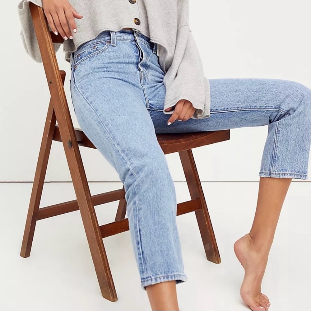 Levi’s Crop Wedgie Jeans size 29